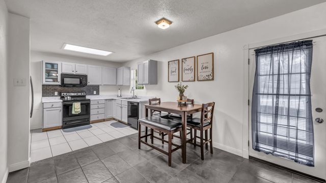 3201 NE 10th Street, Mineral Wells, TX 76067