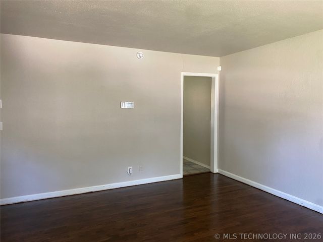 1208 N 76th East Avenue, Tulsa, OK 74115