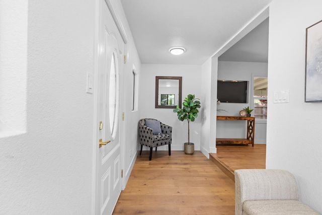 8228 Mariposa Ave, Citrus Heights, CA 95610