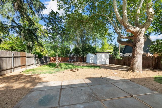 8228 Mariposa Ave, Citrus Heights, CA 95610