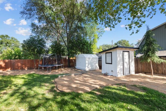8228 Mariposa Ave, Citrus Heights, CA 95610