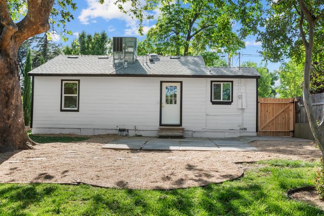 8228 Mariposa Ave, Citrus Heights, CA 95610