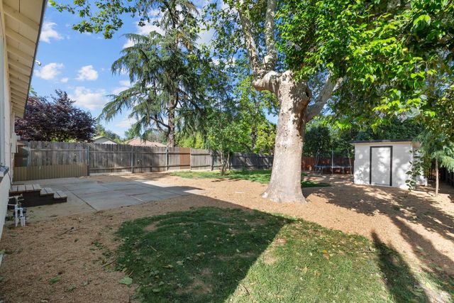 8228 Mariposa Ave, Citrus Heights, CA 95610