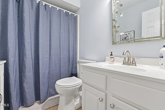 2831 Edridge Court 202, Raleigh, NC 27612