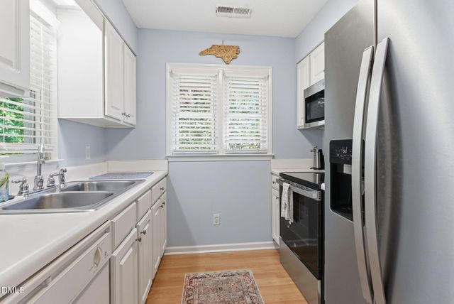 2831 Edridge Court 202, Raleigh, NC 27612