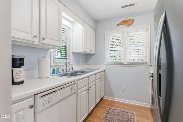 2831 Edridge Court 202, Raleigh, NC 27612