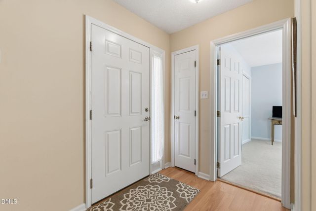 2831 Edridge Court 202, Raleigh, NC 27612