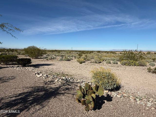 318 E LANCASTER Court, Florence, AZ 85132