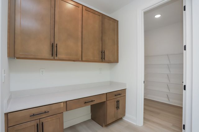 2313 WILLIAMSPORT LANDING, Columbia, TN 38401