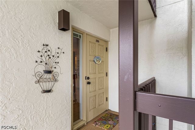 4821 S Landings DR 205, Fort Myers, FL 33919