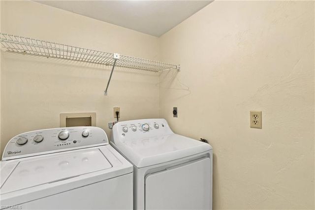 11030 Gulf Shore DR 104, Naples, FL 34108