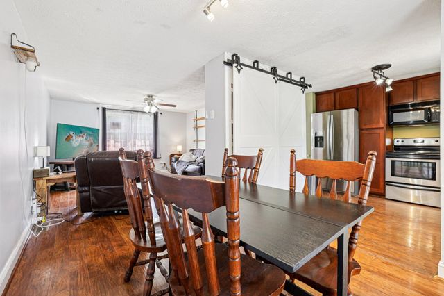 3076 Featherstone Drive, Burlington, KY 41005