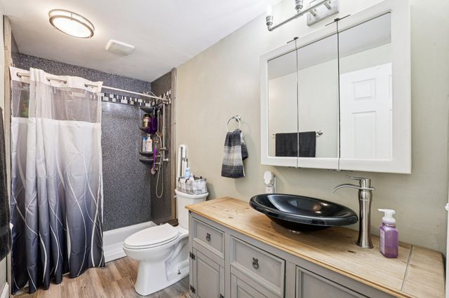 3076 Featherstone Drive, Burlington, KY 41005