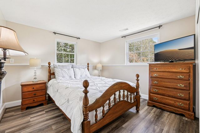 3076 Featherstone Drive, Burlington, KY 41005