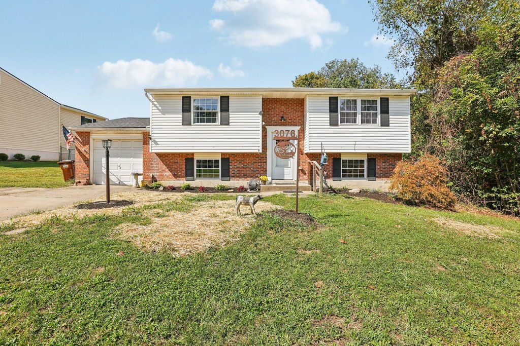 3076 Featherstone Drive, Burlington, KY 41005