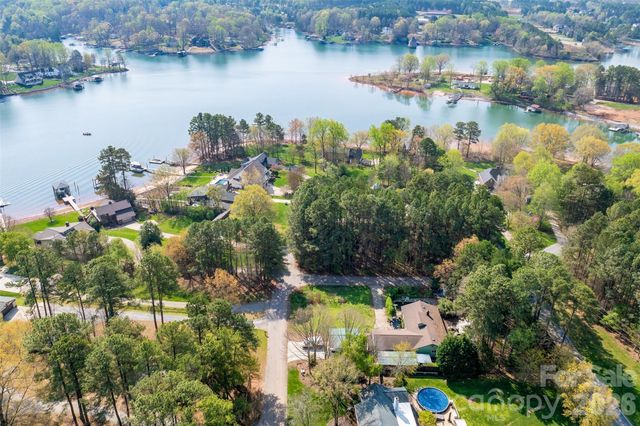 0000 Pine Harbor Drive, Denver, NC 28037