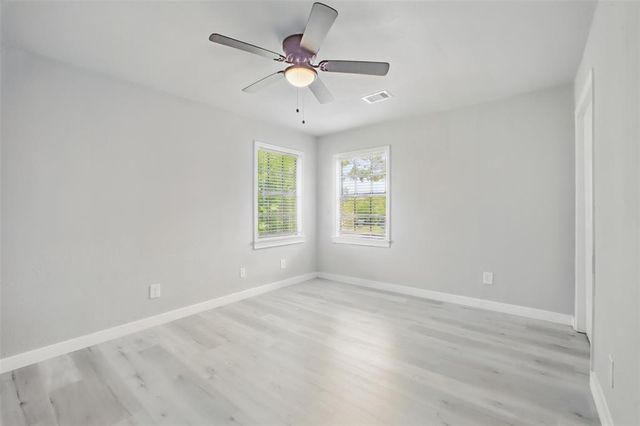 3221 Texas Avenue, Texas City, TX 77590
