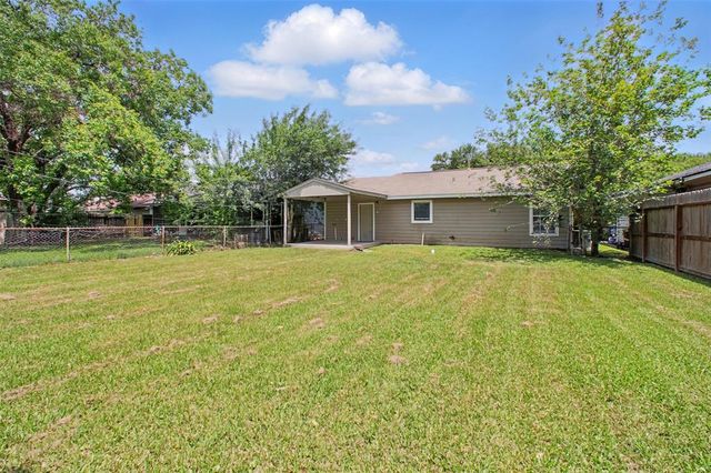 3221 Texas Avenue, Texas City, TX 77590
