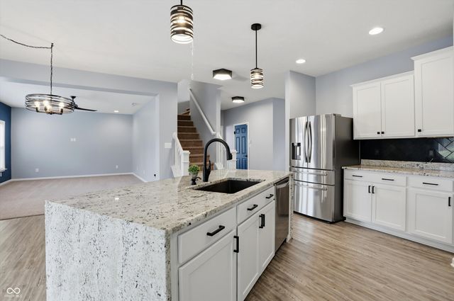 701 N Abigail Lane, Ellettsville, IN 47429