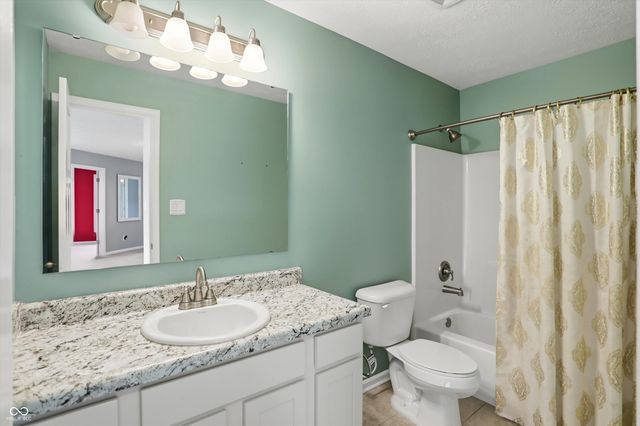 701 N Abigail Lane, Ellettsville, IN 47429