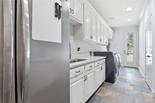 8220 Plum Creek Trail, Burleson, TX 76028