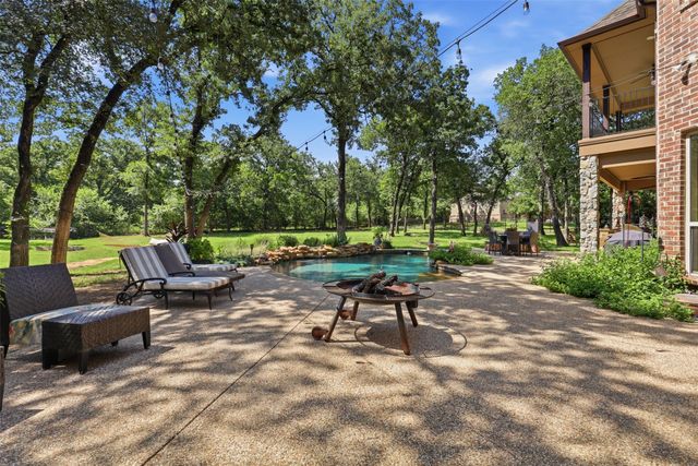 8220 Plum Creek Trail, Burleson, TX 76028