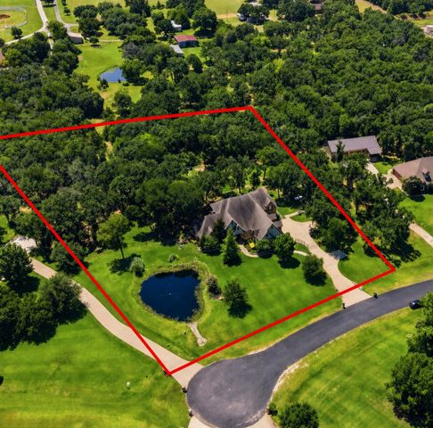 8220 Plum Creek Trail, Burleson, TX 76028