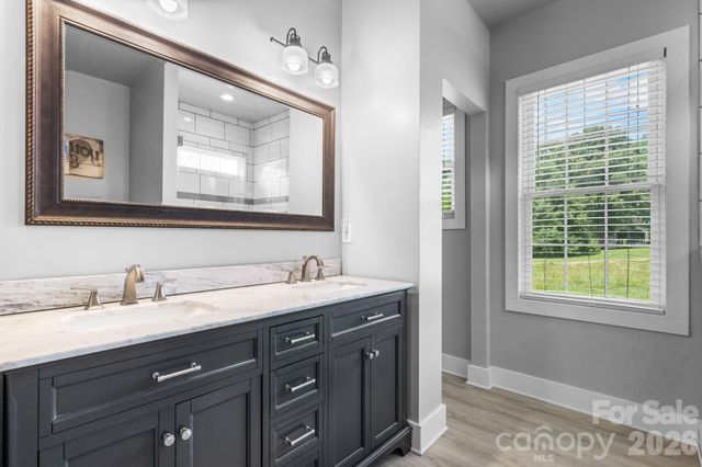 1100 Rainbow Drive, Mount Holly, NC 28120
