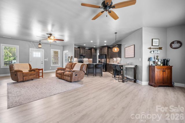 1100 Rainbow Drive, Mount Holly, NC 28120