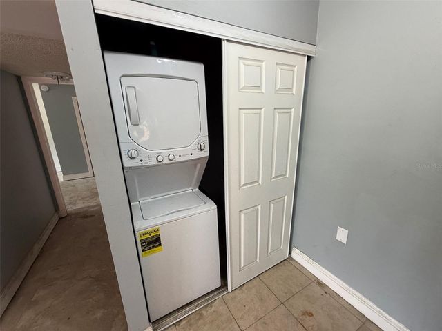 6000 VILLAGE CIRCLE 6000, Orlando, FL 32822