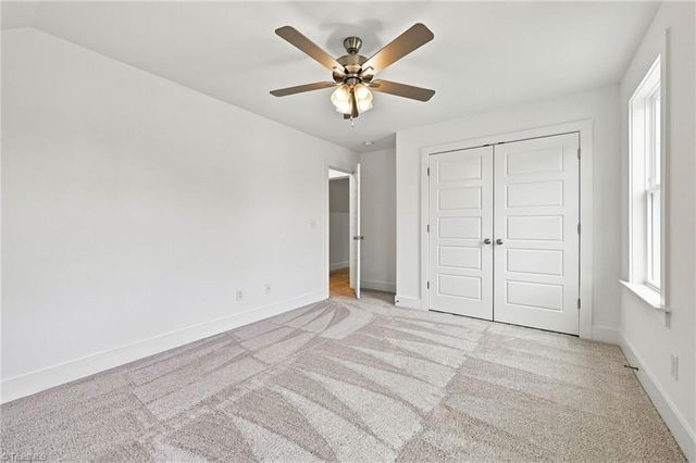 377 Lenalan Drive, Lexington, NC 27295