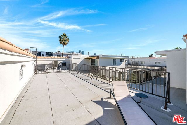 10630 Eastborne Avenue 203, Los Angeles, CA 90024