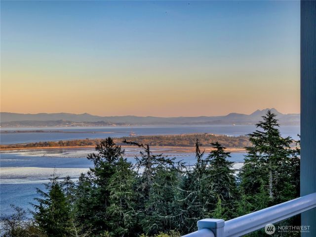 3224 Overlook Loop, Ilwaco, WA 98624