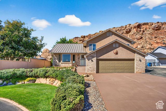 1045 HEMLOCK CIR, St. George, UT 84790