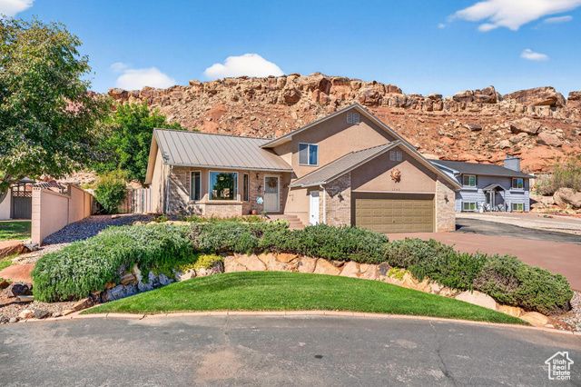 1045 HEMLOCK CIR, St. George, UT 84790
