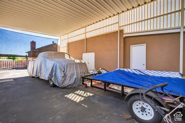 1045 HEMLOCK CIR, St. George, UT 84790