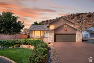 1045 HEMLOCK CIR, St. George, UT 84790