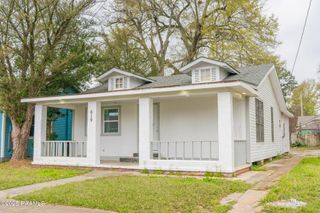 619 Cedar Crest Court, Lafayette, LA 70501