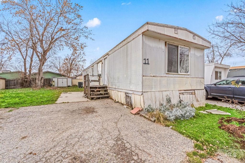 3948 Adams St Trlr 11, Garden City, ID 83714