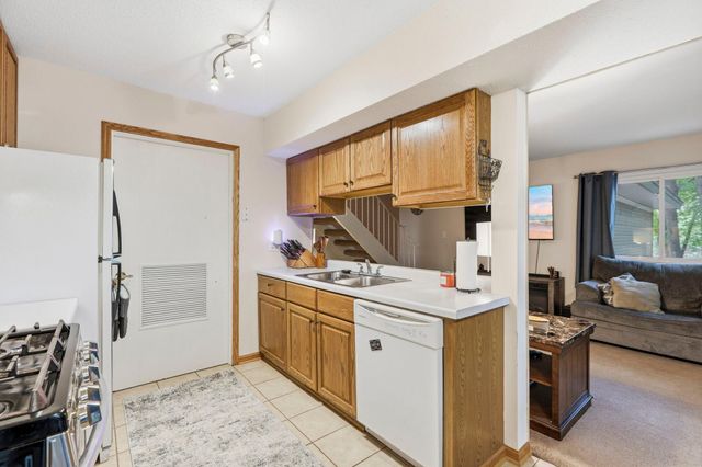 2779 Upland Court, Plymouth, MN 55447