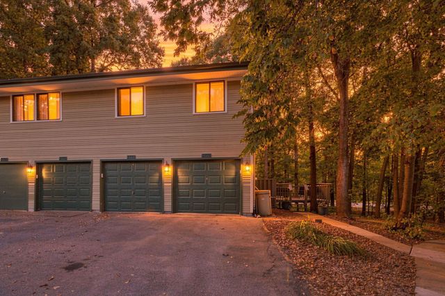 2779 Upland Court, Plymouth, MN 55447
