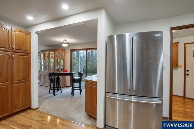 989 SW Hunter St, Dallas, OR 97338