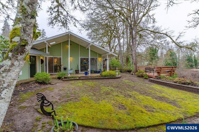 989 SW Hunter St, Dallas, OR 97338