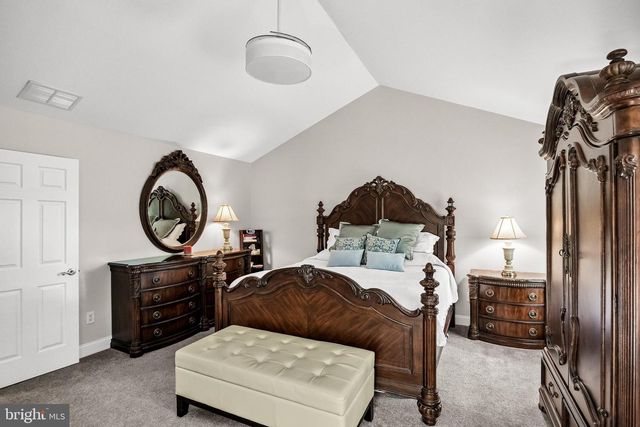 396 E 3RD ST, Moorestown, NJ 08057