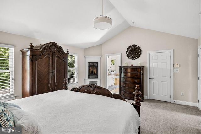396 E 3RD ST, Moorestown, NJ 08057