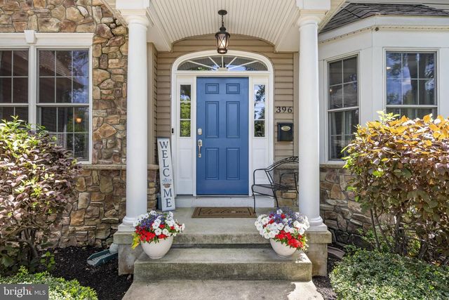 396 E 3RD ST, Moorestown, NJ 08057