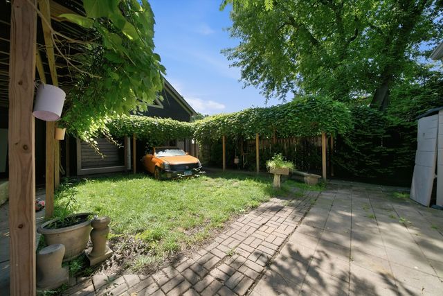 1735 Grey Avenue, Evanston, IL 60201