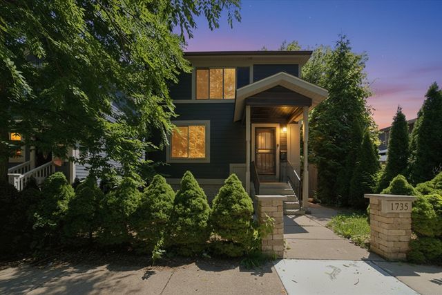 1735 Grey Avenue, Evanston, IL 60201