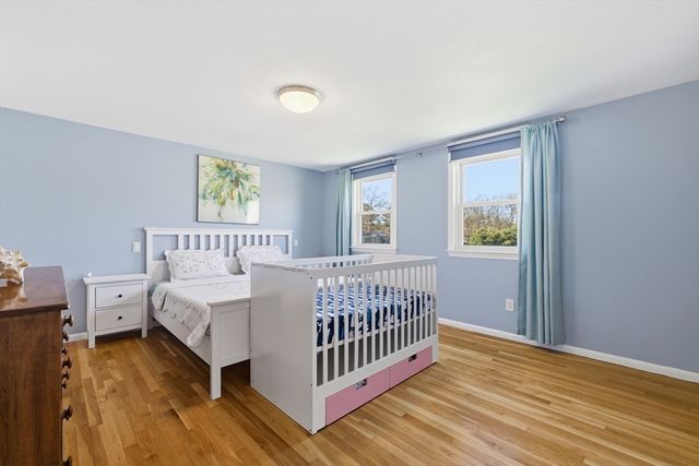 3 Beach St, Norton, MA 02766