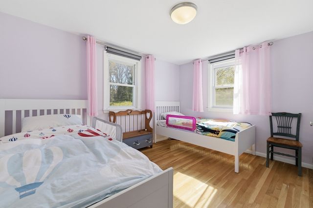 3 Beach St, Norton, MA 02766